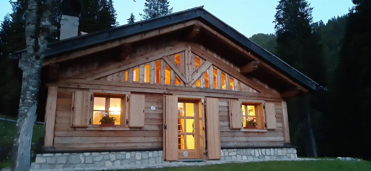 Chalet Brenta Dolomites Villa Madonna Exteriör bild