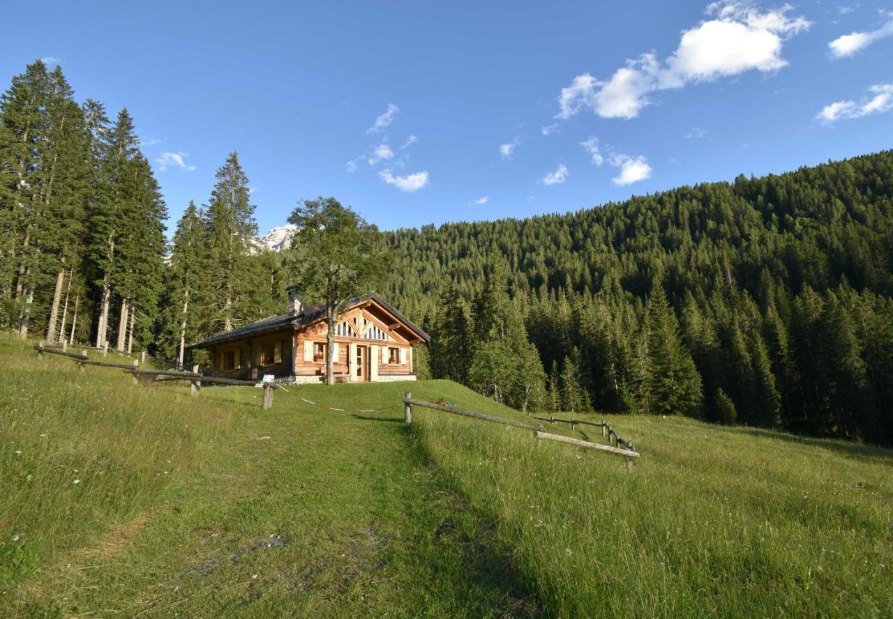 Chalet Brenta Dolomites Villa Madonna Exteriör bild