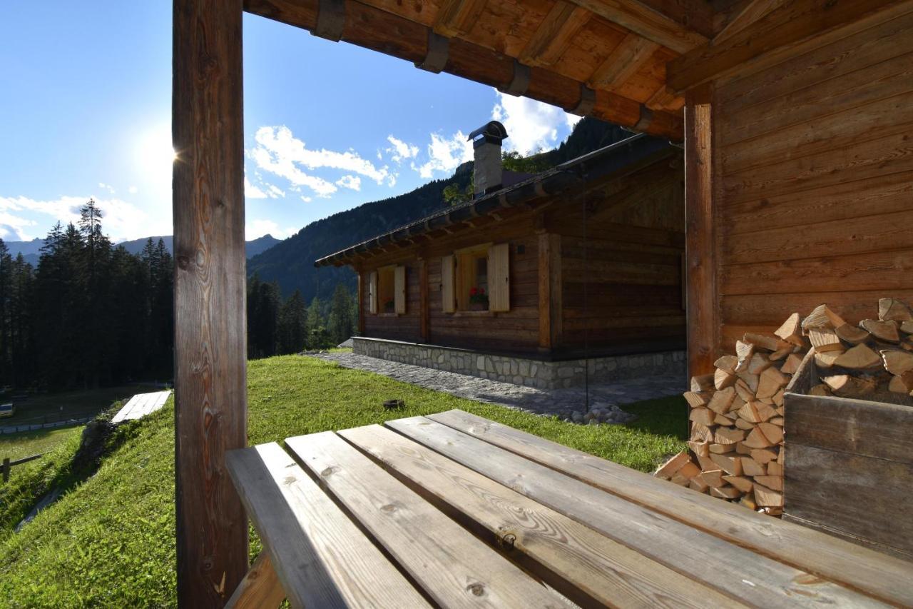 Chalet Brenta Dolomites Villa Madonna Exteriör bild